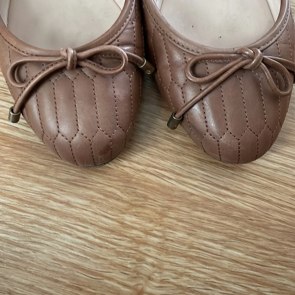 Hugo boss brown leather flats in size 38 - Picture 8 of 8